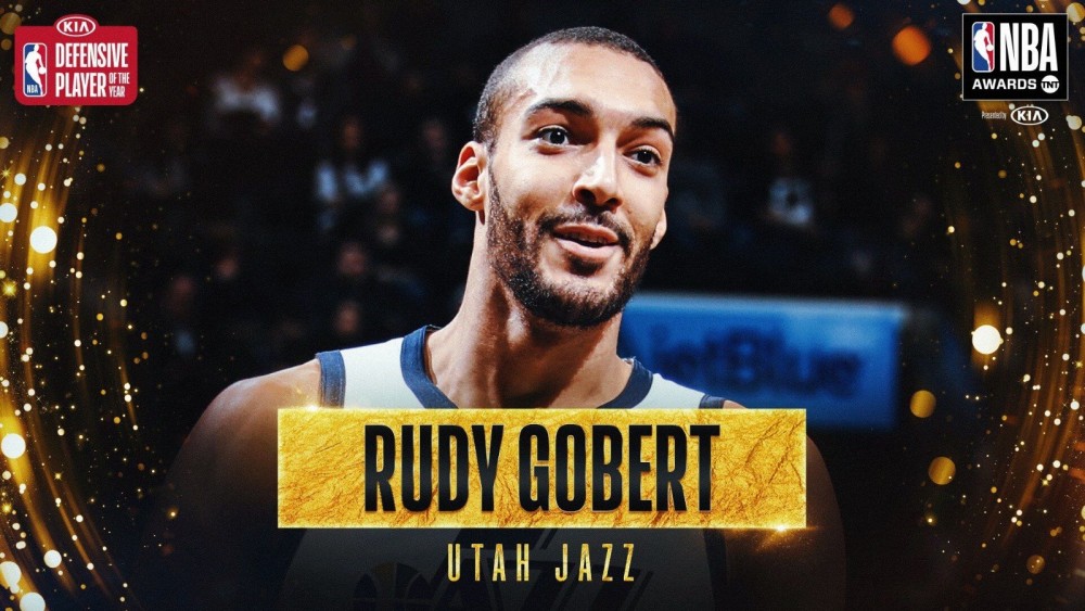 棒球选手发挥出色，荣膺最佳MVP的简单介绍