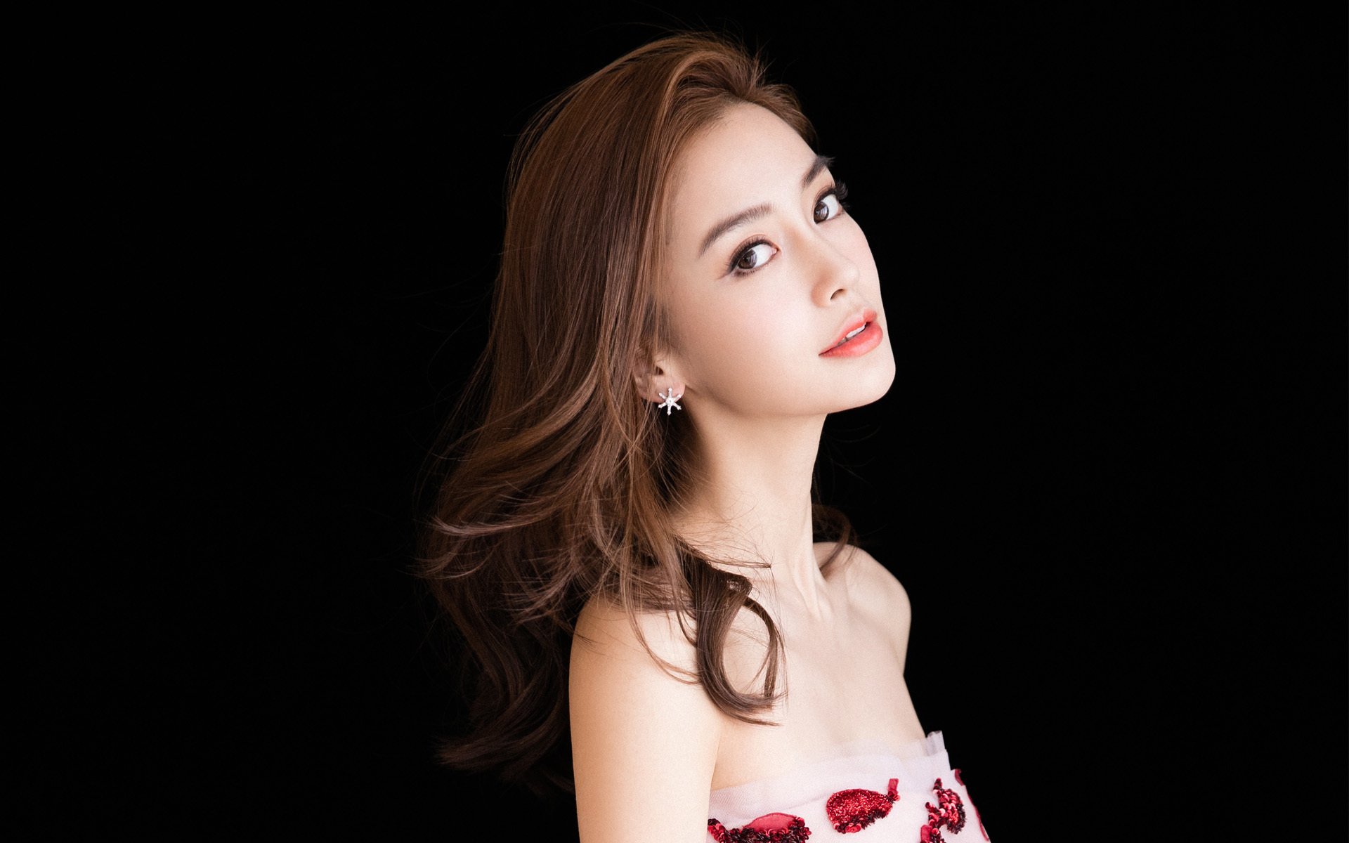 穿越时空的对决，当杰伦格林降临伯纳乌